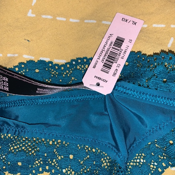 Two NWT PANTIES~Thongs. ;green lace + 1 more - Picture 8 of 9